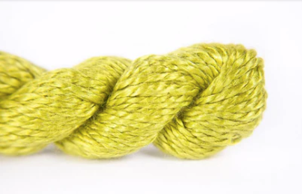 Vineyard Silk C-051 Macaw